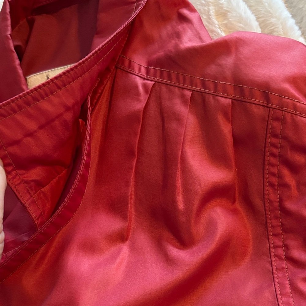 Elegant Red Trench Coat for Women - Picture 9 of 13